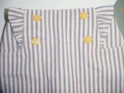 ruffle sailboat 2